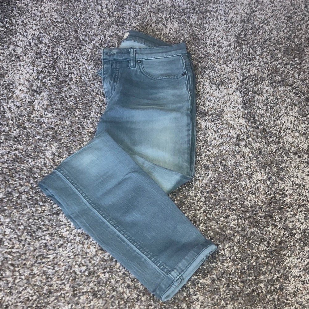 Free people gray wash skinnies